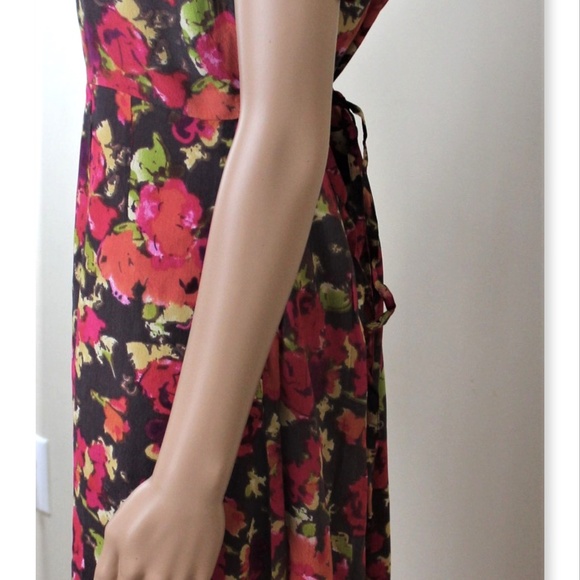 Maxi - Picture 6 of 8